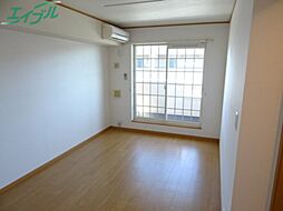 ヴェルデ・ルーチェ　Ｂ棟 2階2LDKのリビング/ダイニング