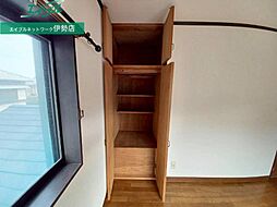 岩様貸家 1階6LDKのリビング/ダイニング