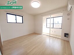 ラ・ルーナ 1階1Kのリビング/ダイニング