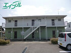 グリーンハイツ 201 ｜ 三重県松阪市曽原町（賃貸アパート2DK・2階・40.04㎡） その1