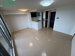 サンマンションアトレ中川駅前ラグゼ 6階3LDKのリビング/ダイニング