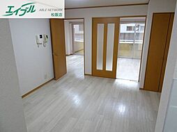 レジデンス善 1階2LDKのリビング/ダイニング