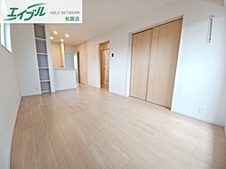 さくらレジデンス高町　Ｄ 2階2LDKのリビング/ダイニング