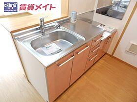 三重県津市藤方（賃貸アパート1LDK・2階・41.98㎡） その4