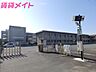 周辺：松阪市立花岡小学校 318m