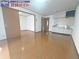 近鉄山田線 松阪駅 徒歩24分の賃貸マンション 1階3LDKのリビング/ダイニング