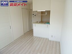 近鉄山田線 斎宮駅 徒歩28分の賃貸マンション 2階1LDKのリビング/ダイニング