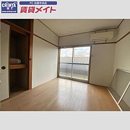 近鉄山田線 東松阪駅 徒歩33分の賃貸アパート 2階1LDKのリビング/ダイニング