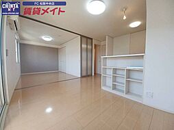 近鉄山田線 松阪駅 徒歩25分の賃貸アパート 2階2LDKのリビング/ダイニング