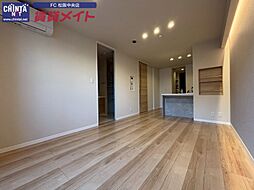 近鉄山田線 松阪駅 徒歩10分の賃貸マンション 2階1LDKのリビング/ダイニング