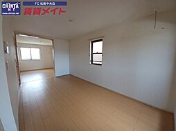 近鉄山田線 斎宮駅 徒歩20分の賃貸アパート 2階1LDKのリビング/ダイニング