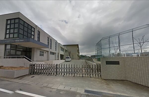 画像14:伊勢市立有緝小学校