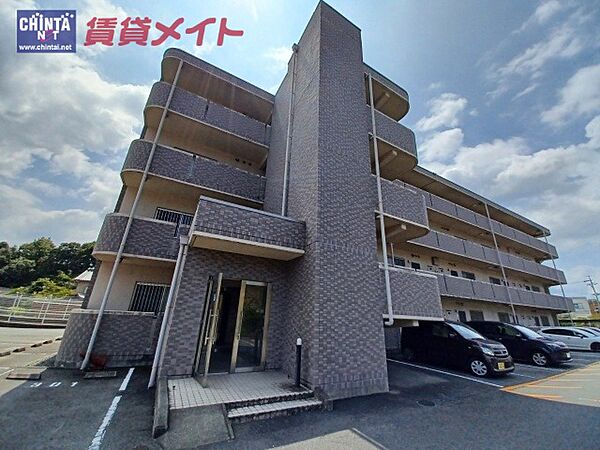 三重県伊勢市勢田町(賃貸アパート3DK・3階・56.70㎡)の写真 その1