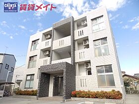 三重県伊勢市船江３丁目（賃貸マンション1K・1階・33.41㎡） その1