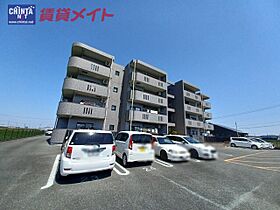 三重県伊勢市西豊浜町（賃貸マンション2LDK・2階・66.56㎡） その1