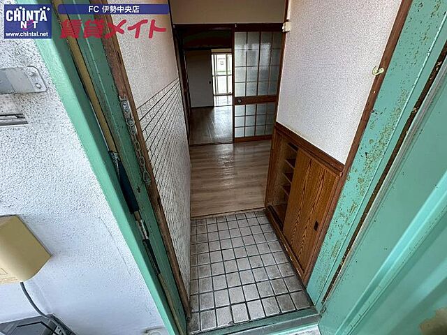 玄関