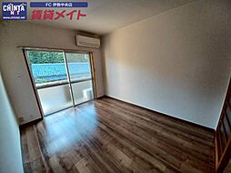 近鉄鳥羽線 五十鈴川駅 徒歩22分の賃貸アパート 2階1Kのリビング/ダイニング