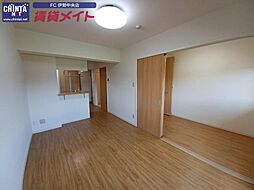 JR参宮線 宮川駅 徒歩29分の賃貸マンション 3階1LDKのリビング/ダイニング