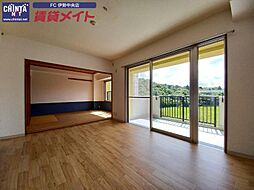 近鉄志摩線 志摩神明駅 徒歩4分の賃貸マンション 4階3LDKのリビング/ダイニング