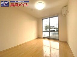 近鉄山田線 明野駅 徒歩5分の賃貸アパート 1階2DKのリビング/ダイニング