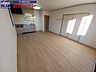 室内：同建物別部屋反転写真です