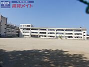 津市立新町小学校 500m