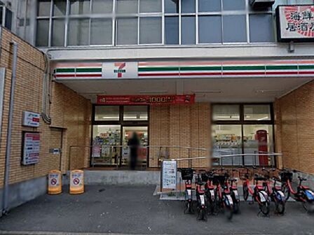店員さんの接客も迅速で良いです。