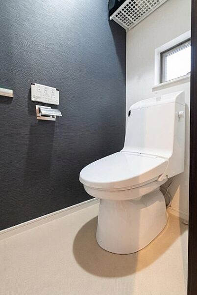 トイレを拡大表示