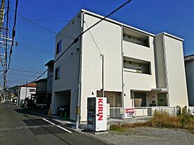 アルフィーネ  ｜ 大阪府河内長野市菊水町（賃貸アパート1LDK・3階・31.79㎡） その1