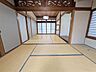 室内：　