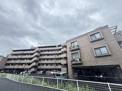外観: 外観: