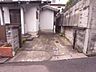 駐車場：　