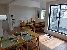 リビング/ダイニングの画像