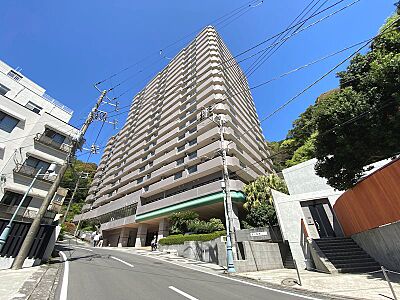 外観：「ライオンズタワー奥湯河原」8階のお部屋のご紹介です。