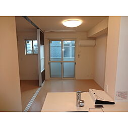 パティーナ　B棟 102 1階1LDKのリビング/ダイニング