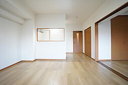 アーティリーコート城南 305 3階2LDKのリビング/ダイニング