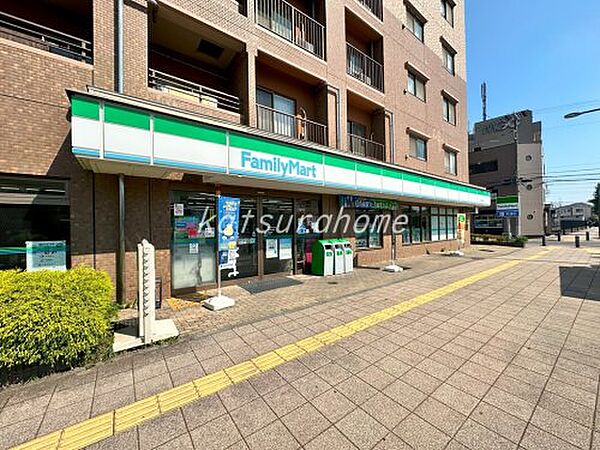 画像29:【コンビニエンスストア】ファミリーマート 豊四季駅前店まで1050ｍ