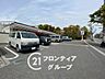 周辺：セブンイレブン明石荷山町店 徒歩7分。 560m