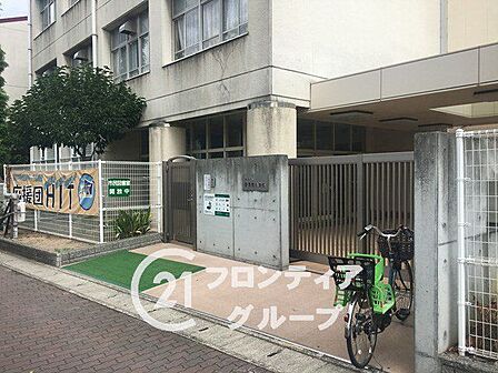 神戸市立東須磨小学校 徒歩9分。 650m