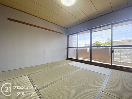 住まい選びは、価格や立地だけでなく、将来の暮らし方まで含めて考えることが大切です。今の段階で気になっていることを、まずスタッフに話してみてください