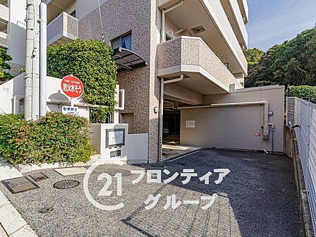 マイホームは一生に一度の大きな買い物だからこそ、納得いくまで情報を集めてほしいと思います。疑問はどんどんスタッフにぶつけてください