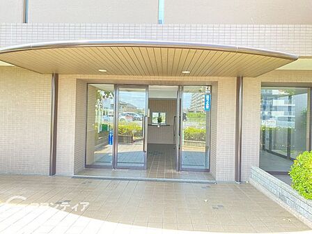 住宅購入の流れや必要な手続きについて、順を追ってご説明しています。はじめての方でも安心してご相談いただける環境を整えています