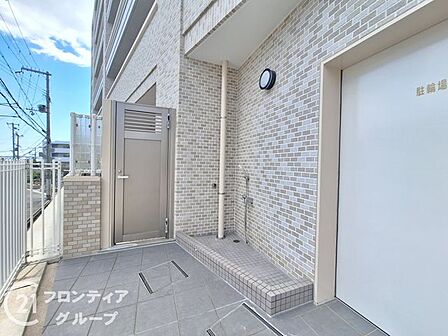 ご見学は無料で承っています。気になる点があれば現地でしっかり確認できますので、まずはお気軽にご予約ください