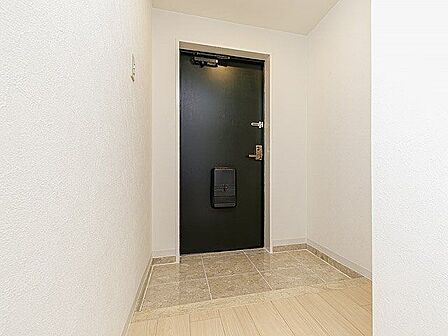 「賃貸のままでいいのか、買うべきか」その判断に必要な情報を、スタッフがわかりやすく整理してお伝えします。お気軽にご相談ください