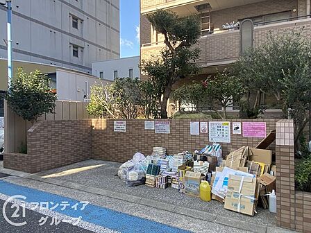 写真だけではわからない採光・広さ・周辺環境の実感は、実際に足を運んでみることが一番です。ご見学はいつでもご予約いただけます