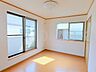洋室：全居室5帖ございます。