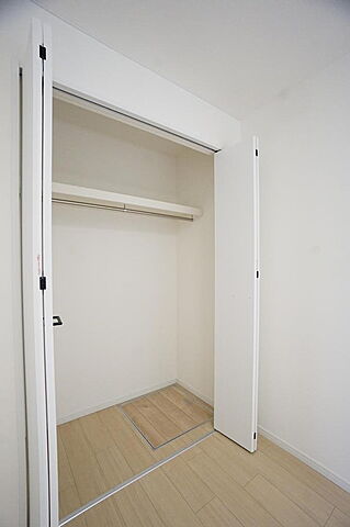 収納 幸心東住宅A棟〜フルリノベ×敷地内P×広々LDK×ペット飼育可〜 5階/103