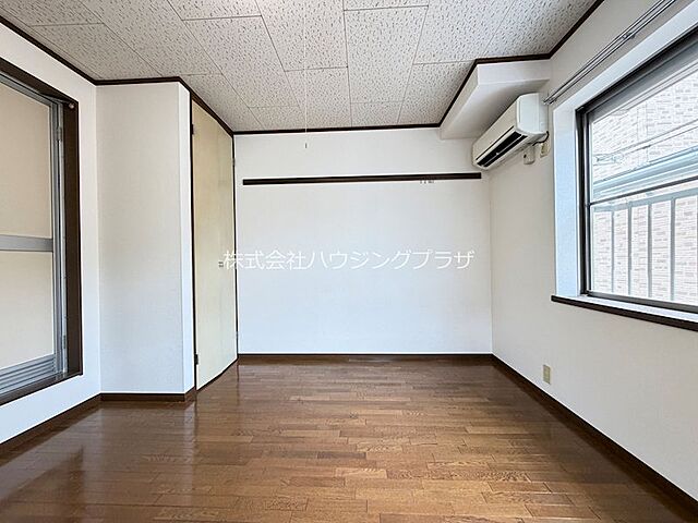 寝室