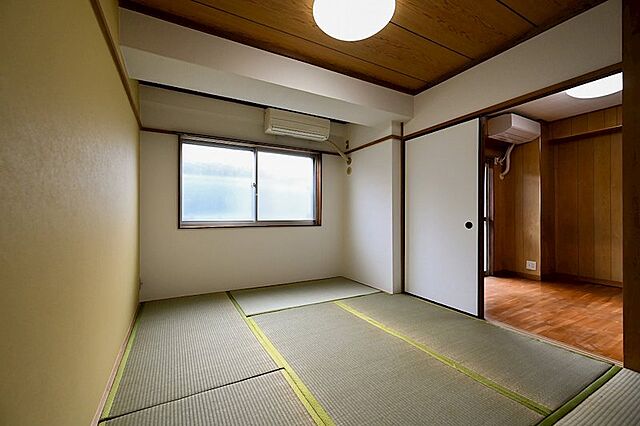 寝室