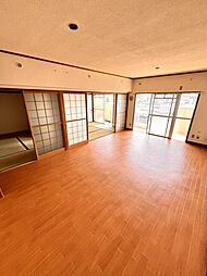 春田荘 3階3LDKのリビング/ダイニング